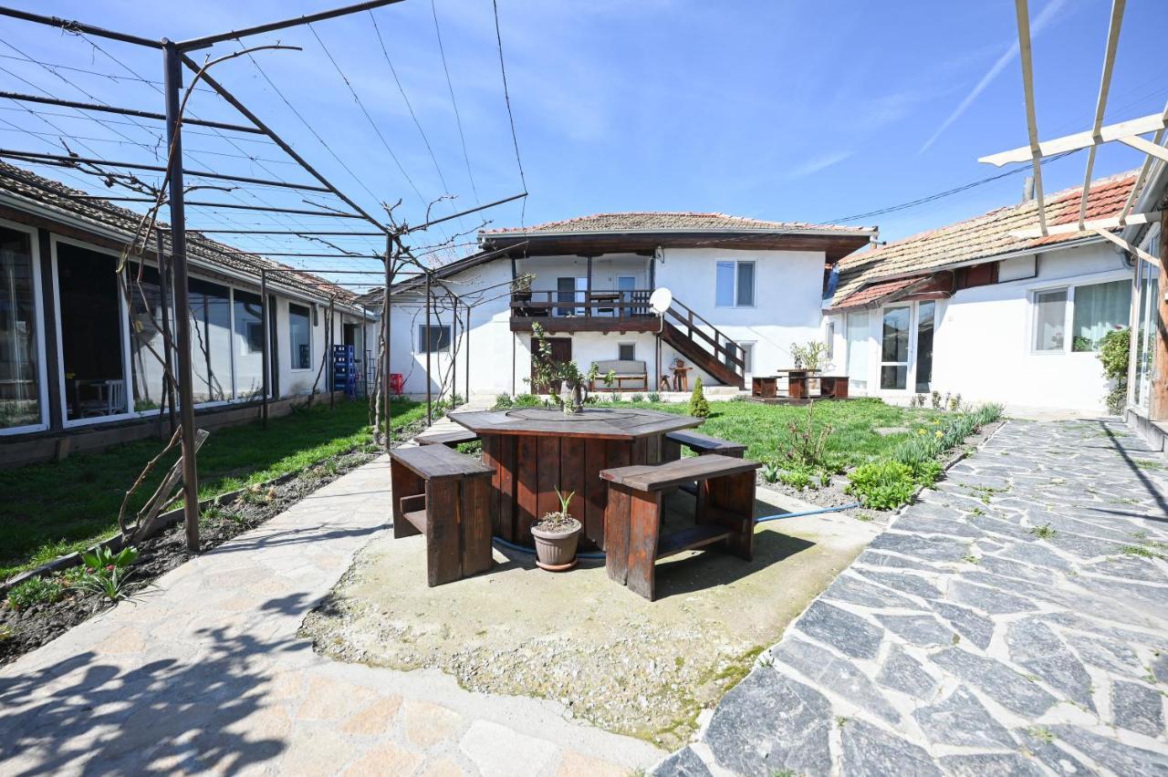 Guest House Bulgarka Dibich 外观 照片